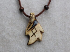 Lehekujuline ruuniga kaelaehe